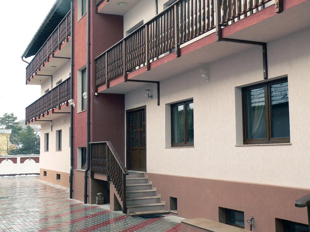 Pension Deutsches Haus Braşov Dış mekan fotoğraf