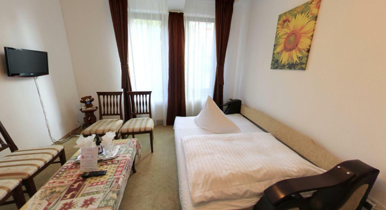 Pension Deutsches Haus Braşov Dış mekan fotoğraf